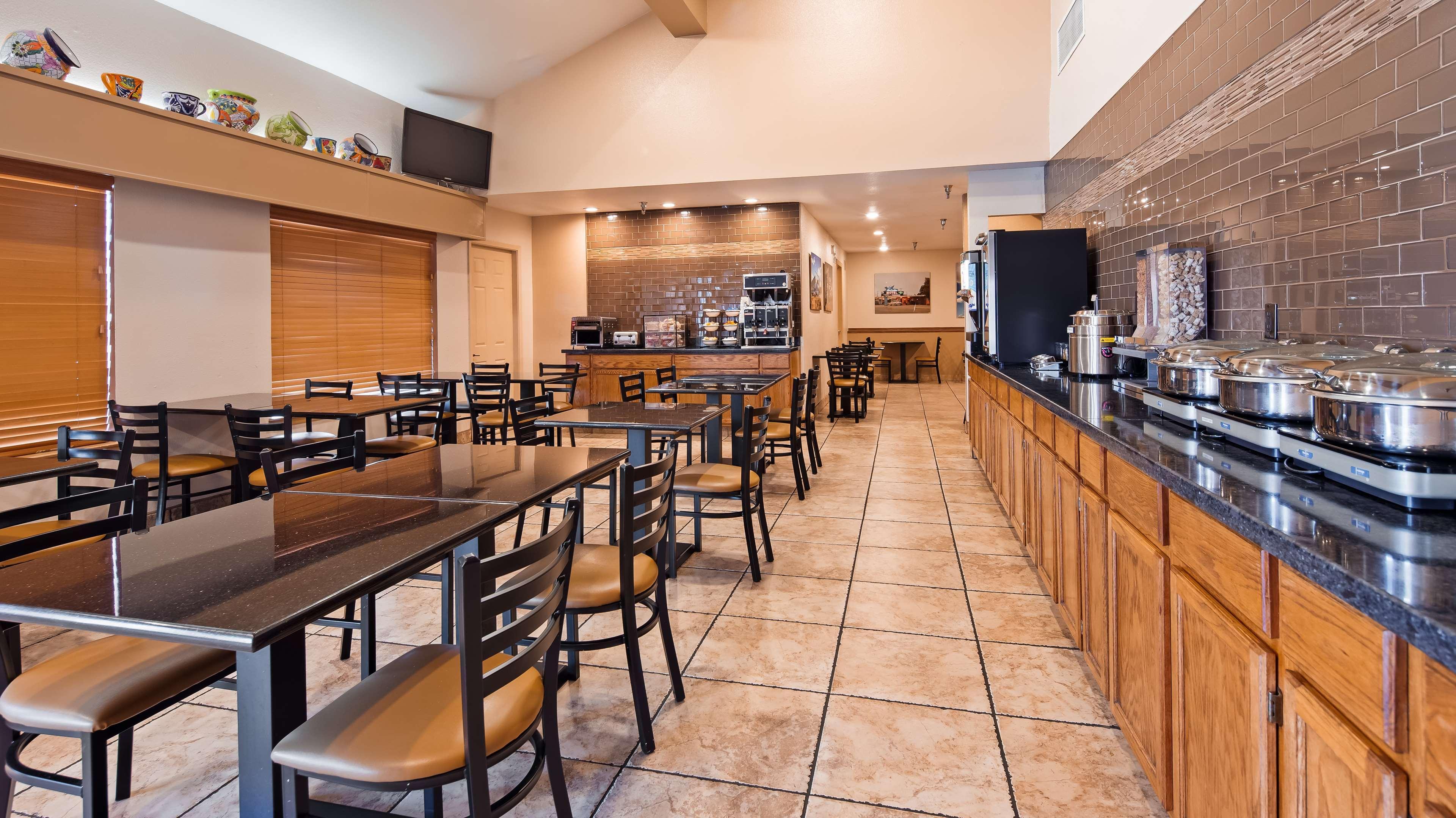 Best Western Discovery Inn Tucumcari Exterior photo